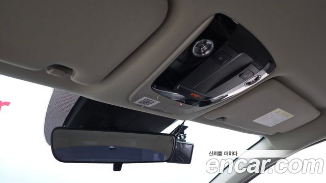 Kia K5 2023 — photo 25