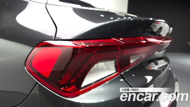 Kia K5 2023 — photo 9