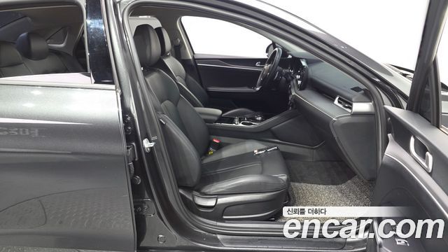 Kia K5 2023 — photo 16