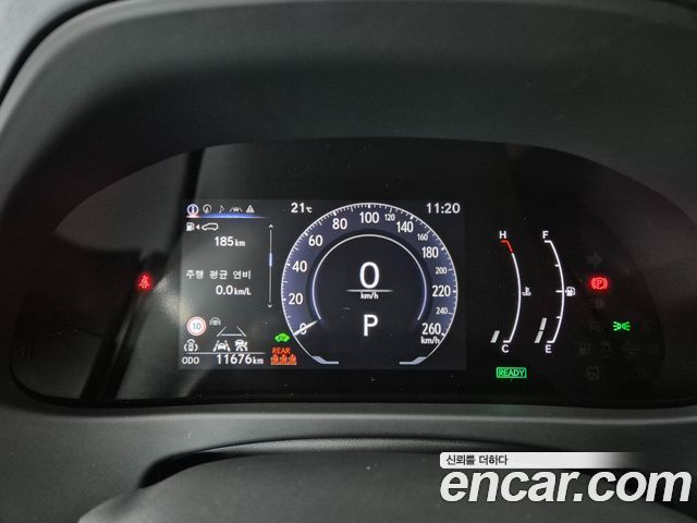 Lexus UX 2026 — photo 8