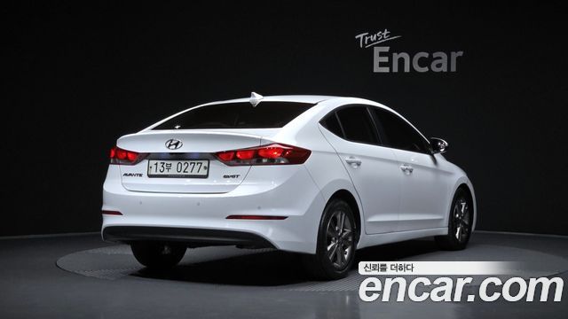 Hyundai AVANTE 2016 — photo 2