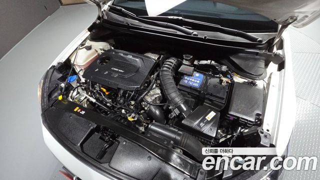 Hyundai AVANTE 2016 — photo 6