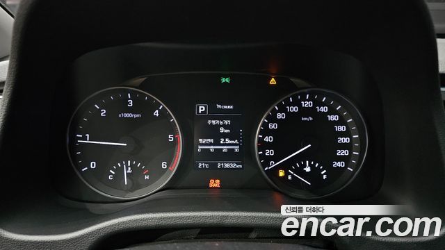 Hyundai AVANTE 2016 — photo 8