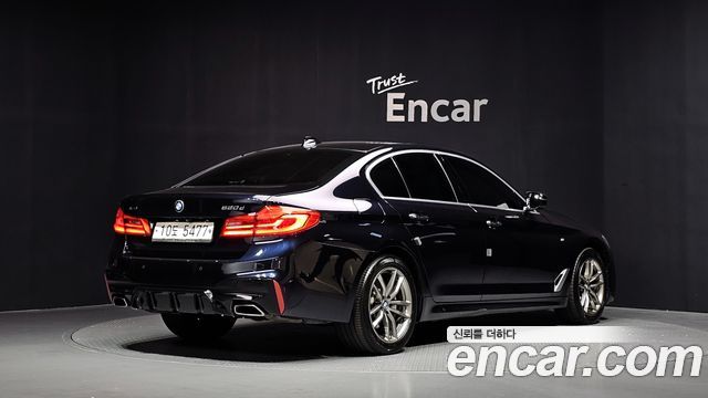 BMW 5-Series 2018 — photo 2