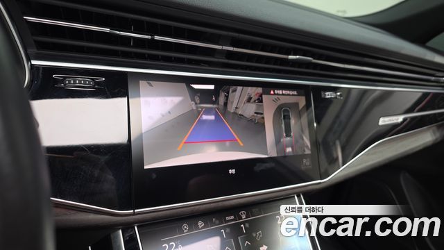 Audi Q7 2022 — photo 14
