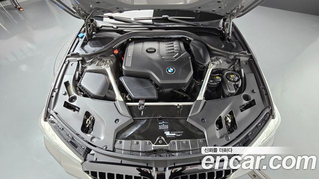 BMW 5-Series 2021 — photo 6