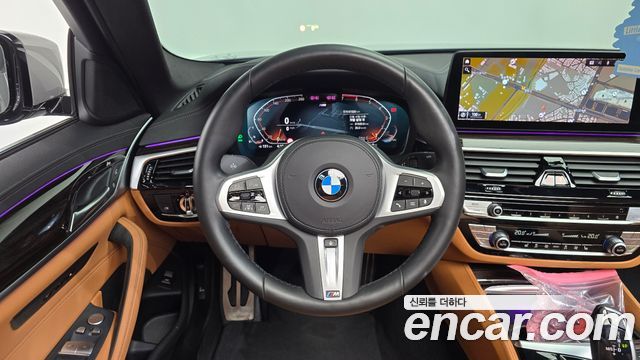 BMW 5-Series 2021 — photo 19