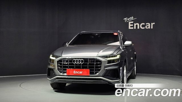 Audi Q8 2021 — photo 3