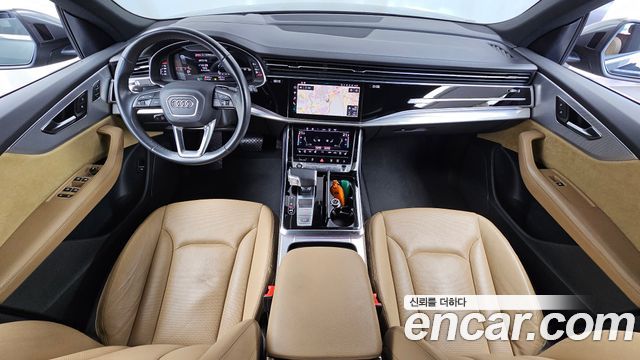 Audi Q8 2021 — photo 10