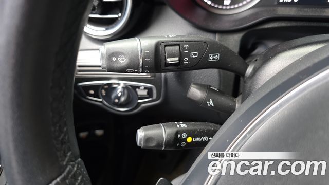Mercedes-Benz GLC-Class 2019 — photo 23