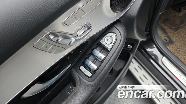Mercedes-Benz GLC-Class 2019 — photo 24