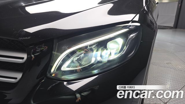Mercedes-Benz GLC-Class 2019 — photo 8