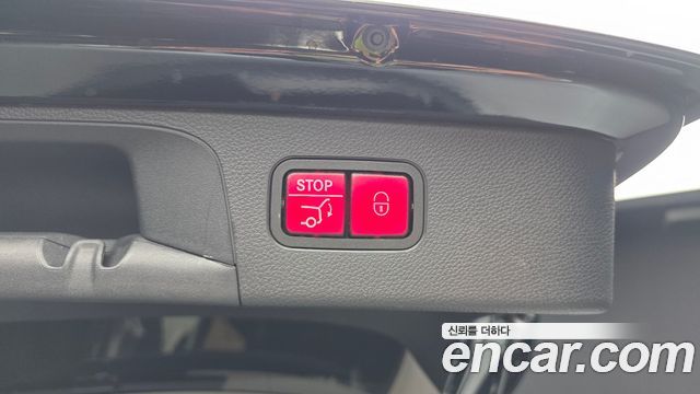 Mercedes-Benz GLC-Class 2019 — photo 30