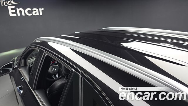 Mercedes-Benz GLC-Class 2019 — photo 33