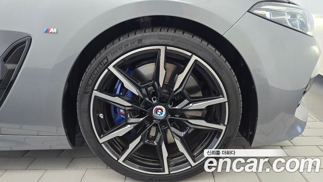 BMW 8-Series 2023 — photo 7