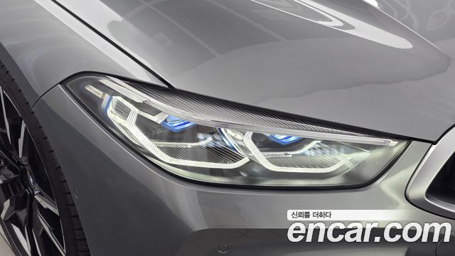 BMW 8-Series 2023 — photo 8