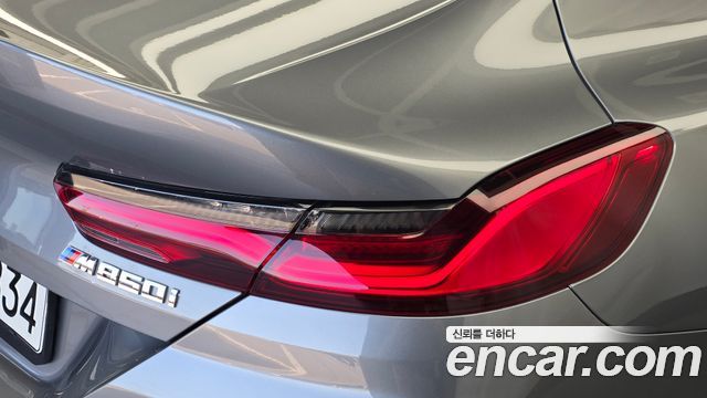 BMW 8-Series 2023 — photo 9