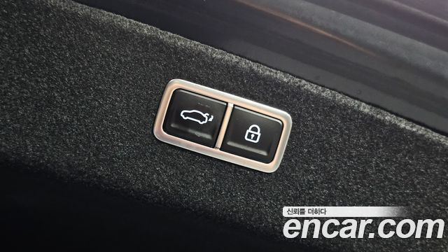 Genesis G80 2022 — photo 19