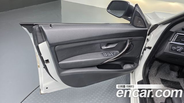 BMW Gran Turismo 2016 — photo 14