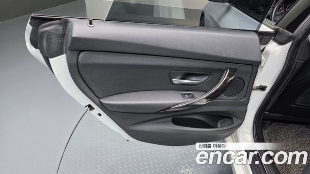 BMW Gran Turismo 2016 — photo 15