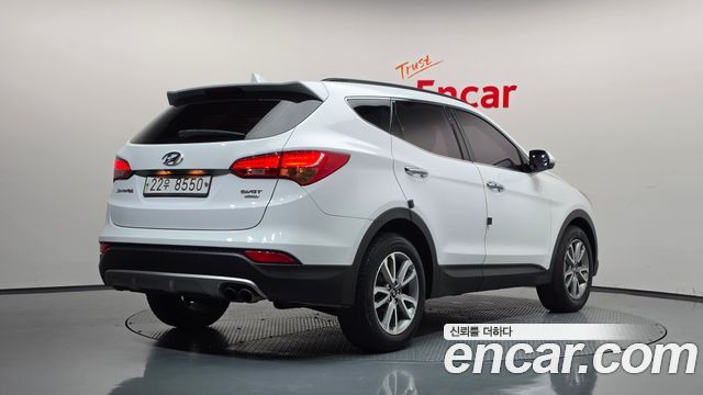 Hyundai Santafe 2015 — photo 2
