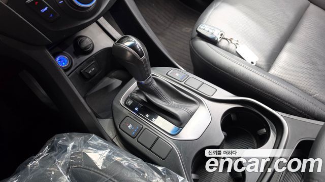 Hyundai Santafe 2015 — photo 12