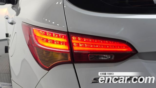 Hyundai Santafe 2015 — photo 9