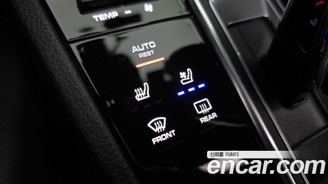 Porsche Cayenne 2019 — photo 33
