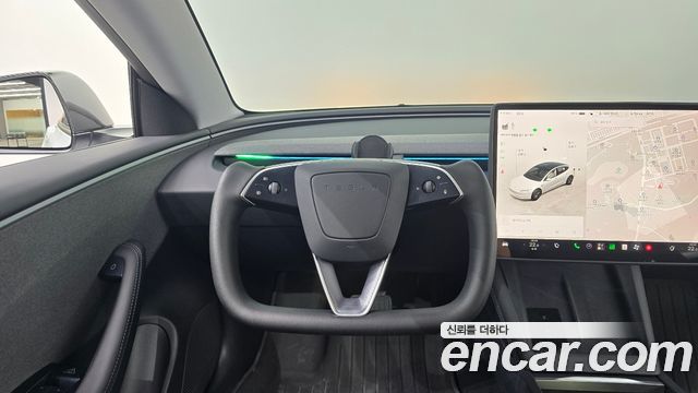 Tesla Model 3 2026 — photo 18