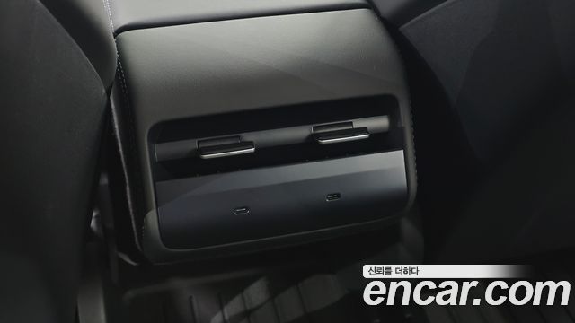 Tesla Model 3 2026 — photo 28