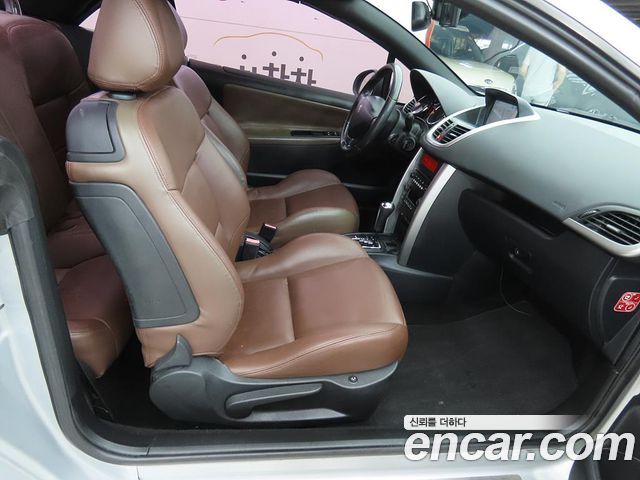 Peugeot 207 2014 — photo 10