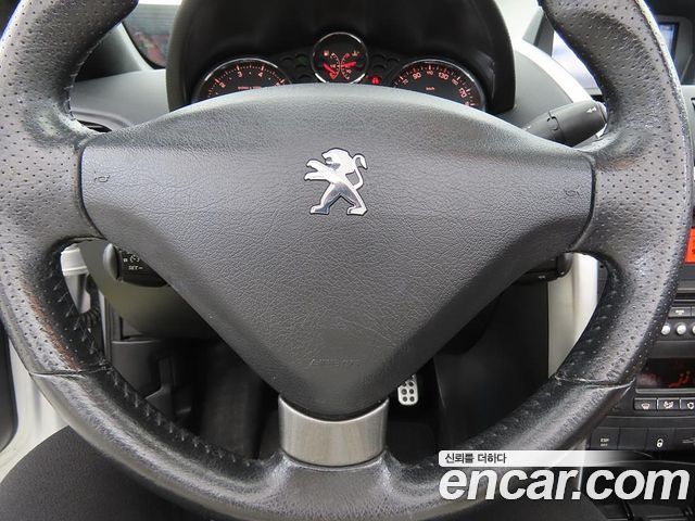 Peugeot 207 2014 — photo 17