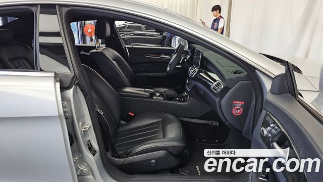 Mercedes-Benz CLS-Class 2016 — photo 11