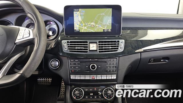 Mercedes-Benz CLS-Class 2016 — photo 15