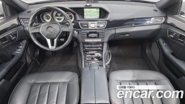 Mercedes-Benz E-Class 2014 — photo 7