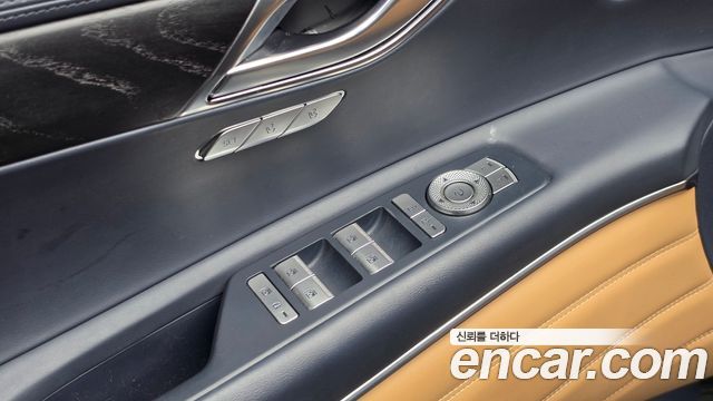 Genesis GV80 2020 — photo 18