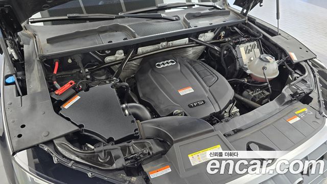 Audi Q5 2020 — photo 6