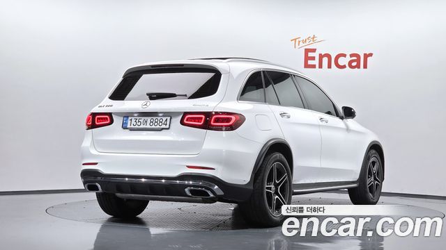 Mercedes-Benz GLC-Class 2022 — photo 2
