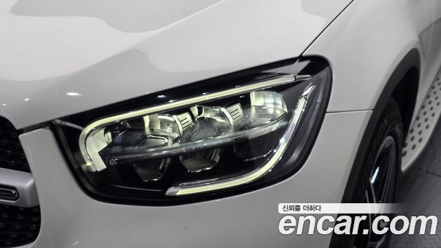 Mercedes-Benz GLC-Class 2022 — photo 8