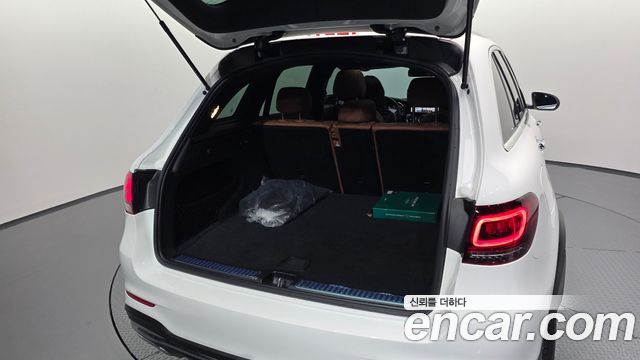 Mercedes-Benz GLC-Class 2022 — photo 36