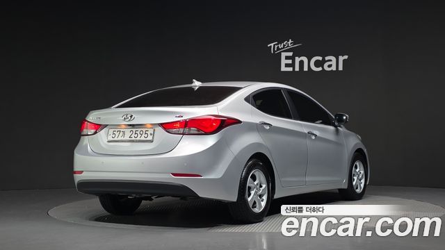 Hyundai AVANTE 2016 — photo 2