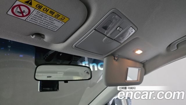 Hyundai AVANTE 2016 — photo 16