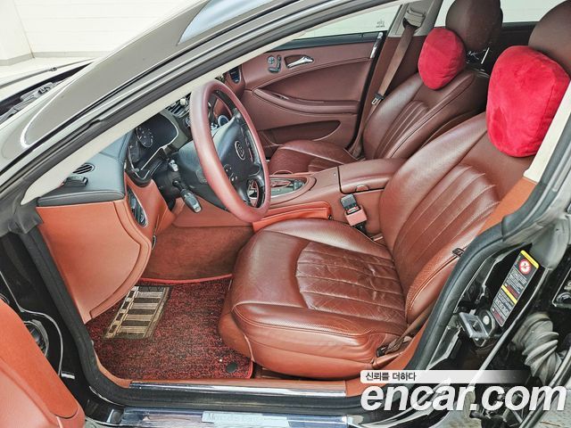 Mercedes-Benz CLS-Class 2006 — photo 13