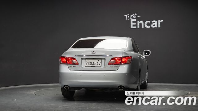Lexus ES 2011 — photo 4