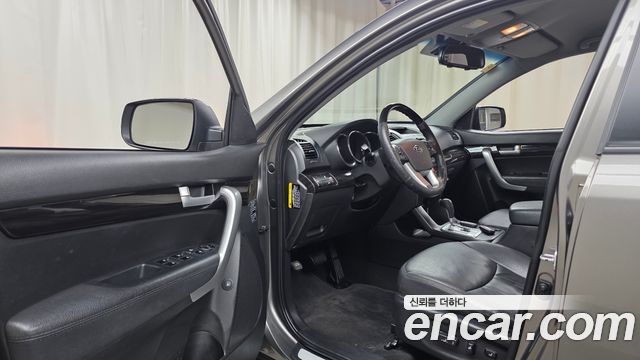 Kia Sorento 2011 — photo 13