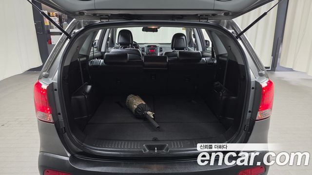 Kia Sorento 2011 — photo 23