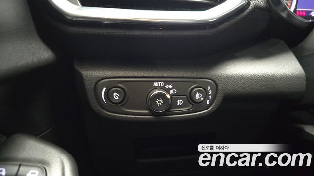 Chevrolet Korea Trailblazer 2022 — photo 17