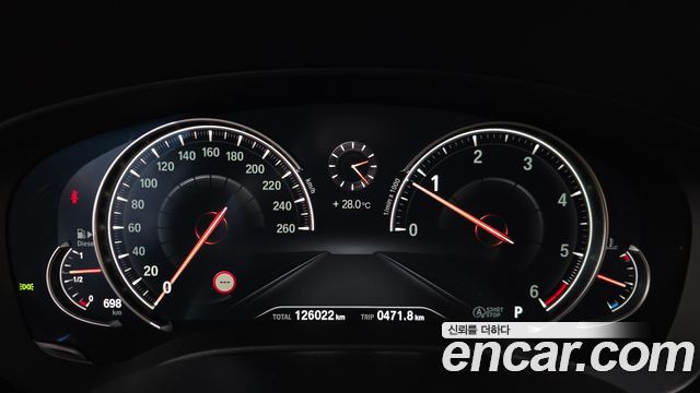BMW 5-Series 2017 — photo 8