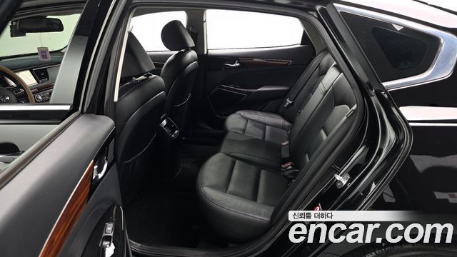 Kia K7 2016 — photo 12