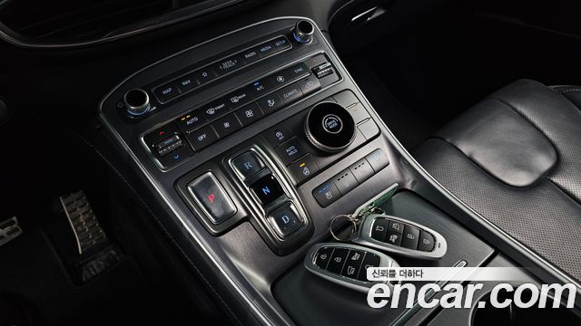 Hyundai Santafe 2021 — photo 12